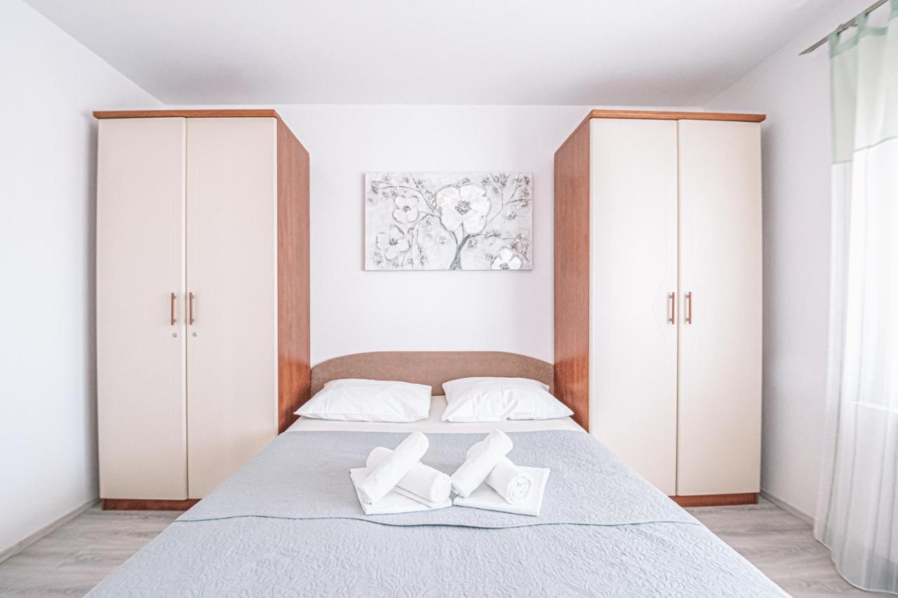 Apartments Vukic Crikvenica Ngoại thất bức ảnh