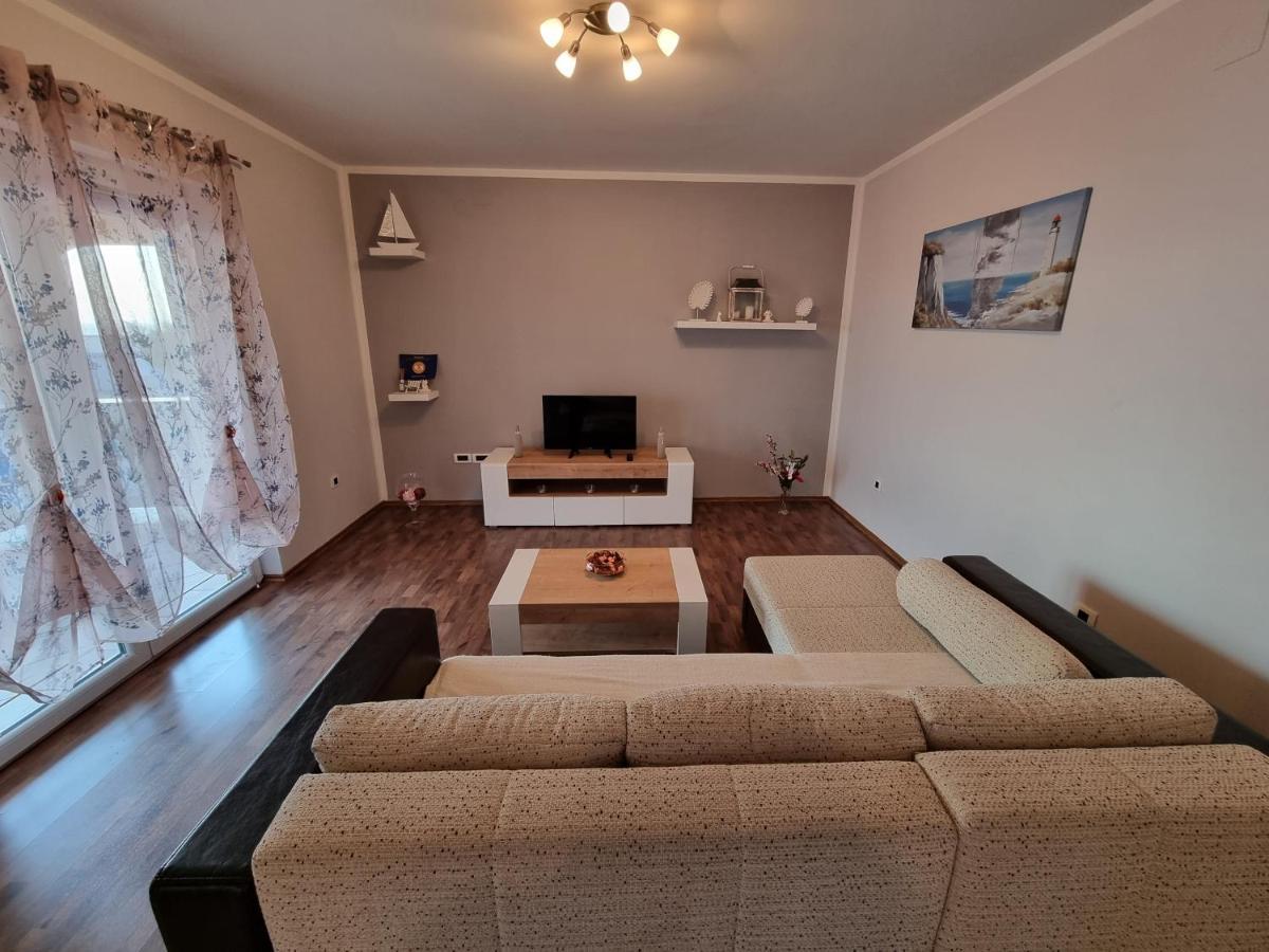 Apartments Vukic Crikvenica Ngoại thất bức ảnh
